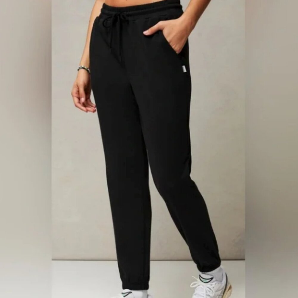 Fabletics Year Round Terry High-Waisted Sweatpant in Black
